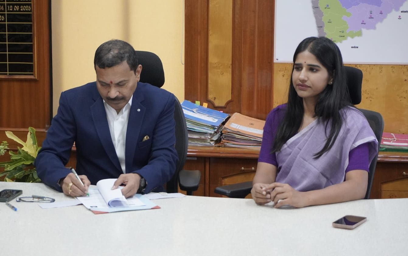 व्यवस्थापकीय संचालकांचा पदभार हस्तांतरण समारंभ